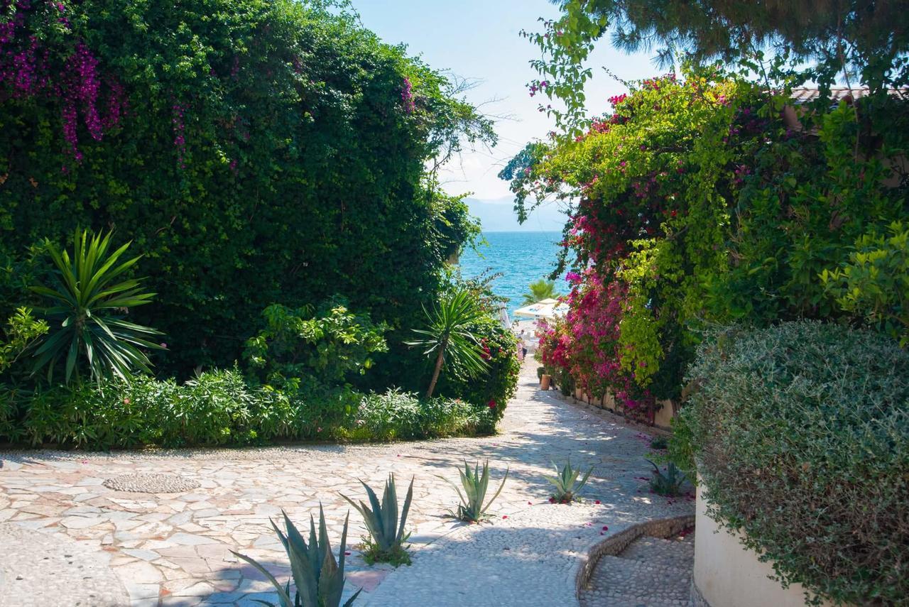 Bougainvill Sunset Villa Sarandë Exteriér fotografie